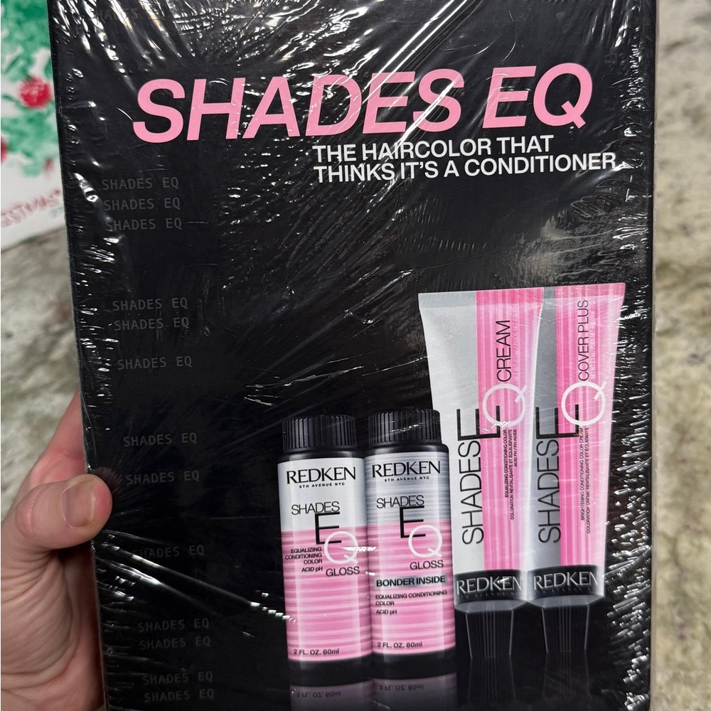 Redken Shades EQ Hair Gloss Kit - Pink and Black